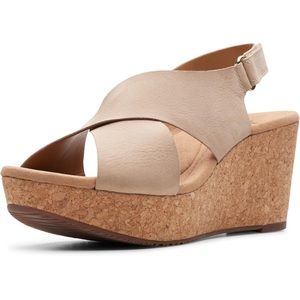 Clarks Women's Annadel Eirwyn Wedge Sandal Size 8.5 EUC
